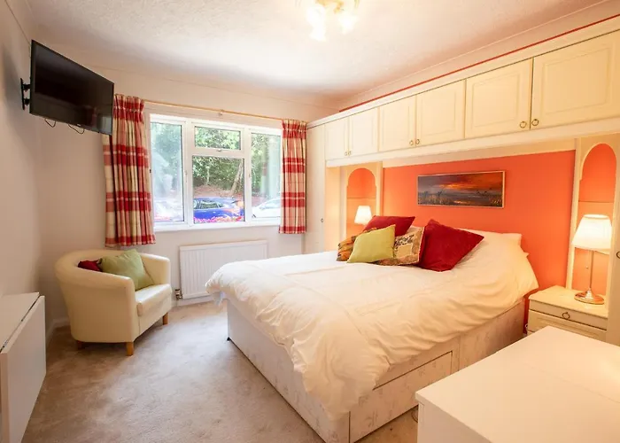 Cosy Annex, Close To Beach With Parking