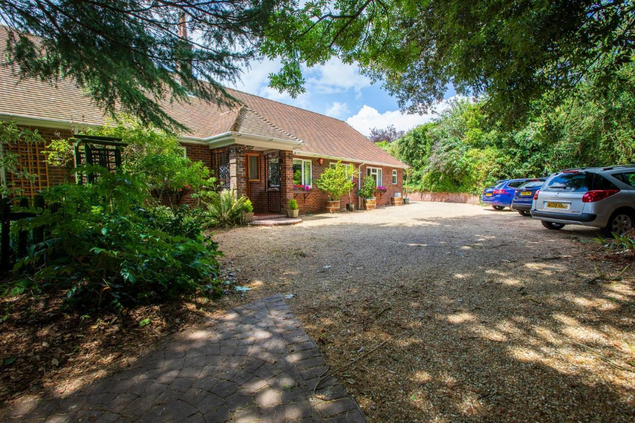 Cosy Annex, Close To With Parking Appartement
